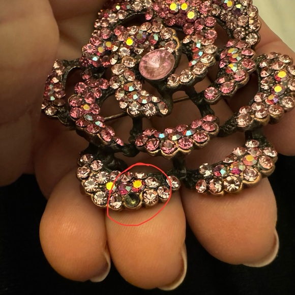 Vintage Brooch. Pink crystals - Picture 3 of 4